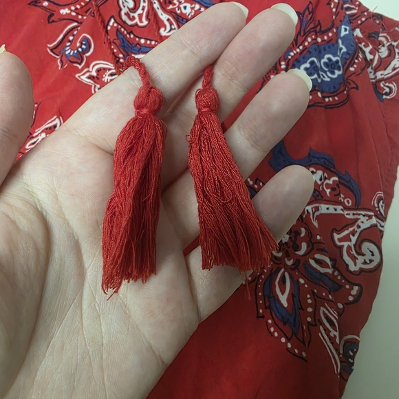 Faded Glory XL (16-18) Womens Red Paisley Tank Top V Neck - Picture 7 of 10